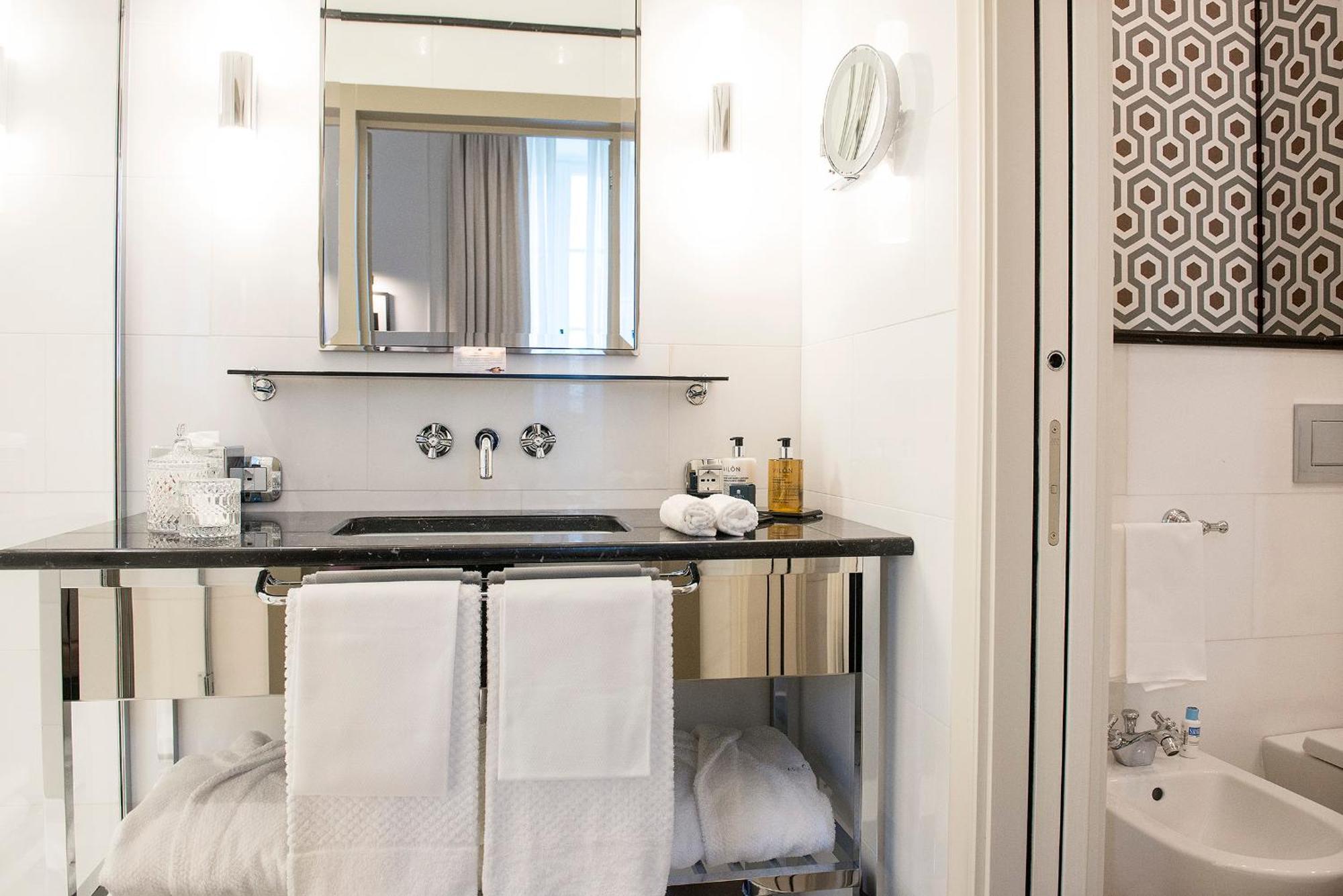 Hotel Vilon - Small Luxury Hotels Of The World Рим Екстериор снимка